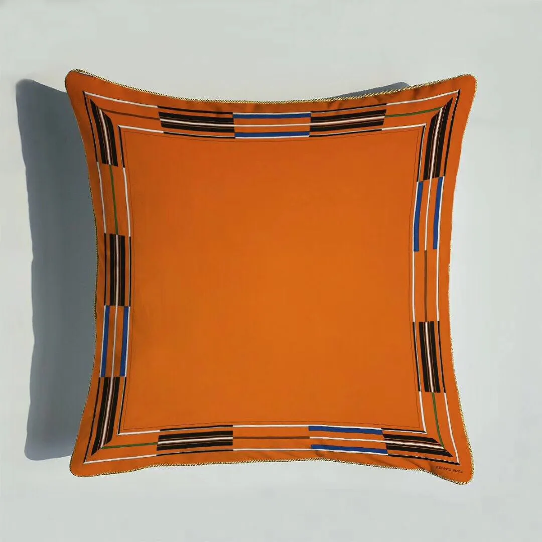 Luxury New Fashion Stripe Printing Velvet Cushion Cover Pillow Cover Pillowcase Home Decorative Sofa Throw Pillows Living Room
Luxury New Fashion Stripe Printing Velvet Cushion Cover Pillow Cover Pillowcase Home Decorative Sofa Throw Pillows Living Room