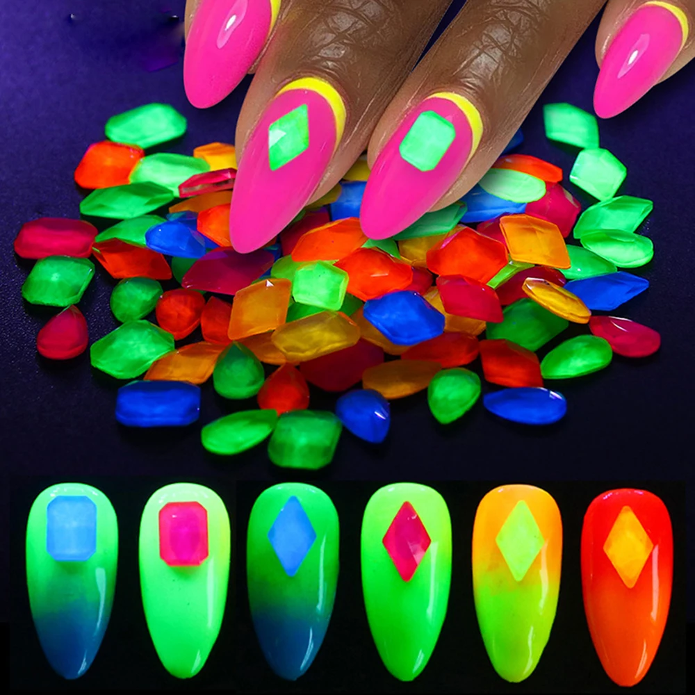 12 Pcs Luminous Crystal Mixed Size Nail Art Rhinestone Decorations 3D Glitter Diamond Jewelry Glow In The Dark Ornaments
12 Pcs Luminous Crystal Mixed Size Nail Art Rhinestone Decorations 3D Glitter Diamond Jewelry Glow In The Dark Ornaments