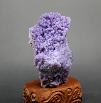BIG! 545g Natural Grape agate clusters mineral specimen stones and crystals healing crystals quartz free shipping 
BIG! 545g Natural Grape agate clusters mineral specimen stones and crystals healing crystals quartz free shipping