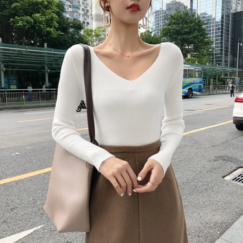 Women Sweater Knitted Undershirt Pullover Long-sleeve V-neck Women's Wear Elastic Coat
Women Sweater Knitted Undershirt Pullover Long-sleeve V-neck Women's Wear Elastic Coat