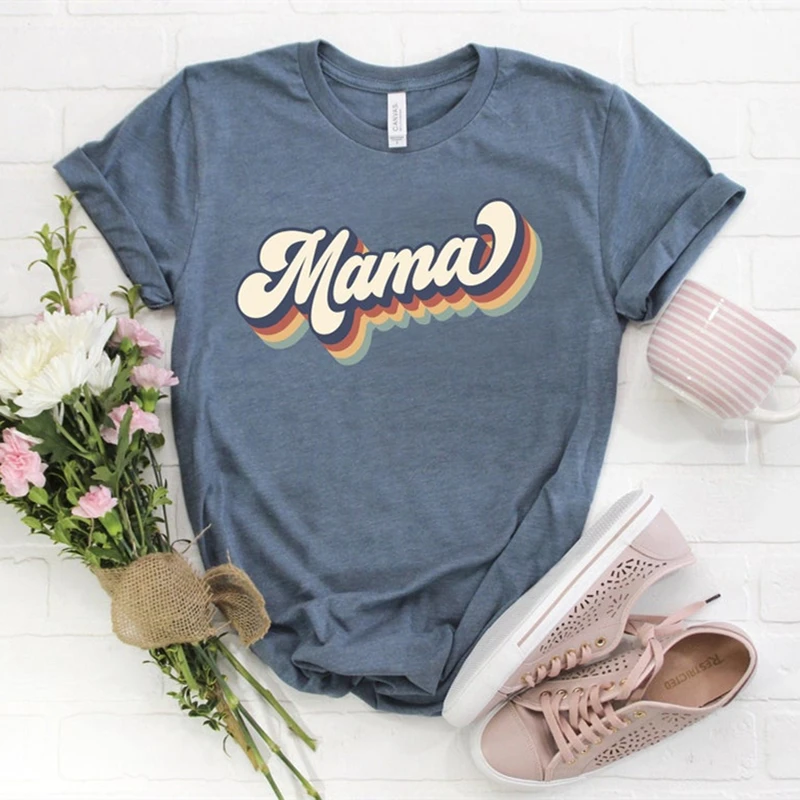 Фото Ретро-футболка с надписью Мама-мама | Женская одежда