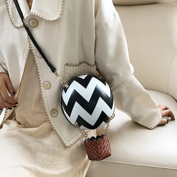 Women's Bag 2019 Fashion Contrast Crossbody Creative Hot Air Balloon Small Round Bag Ms. Wallet Shoulder Crossbody Bag
Women's Bag 2019 Fashion Contrast Crossbody Creative Hot Air Balloon Small Round Bag Ms. Wallet Shoulder Crossbody Bag