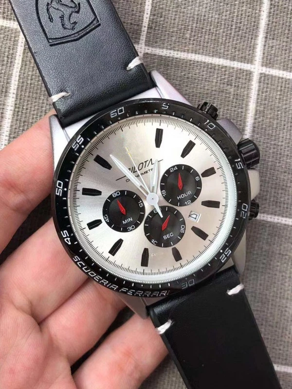 Famous sports brand fashion racing sports men's watch personality logo fashion men's casual quartz leather watch all dial work
Famous sports brand fashion racing sports men's watch personality logo fashion men's casual quartz leather watch all dial work