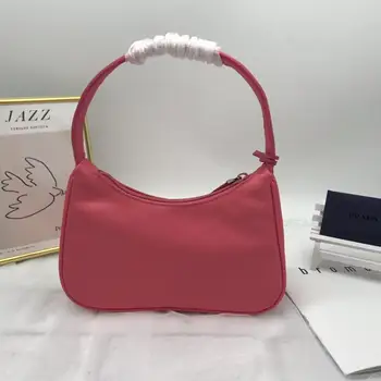 New fashion texture lady's bag atmospheric noble lovely portable bag Forest Department sexy solid color handbag
New fashion texture lady's bag atmospheric noble lovely portable bag Forest Department sexy solid color handbag