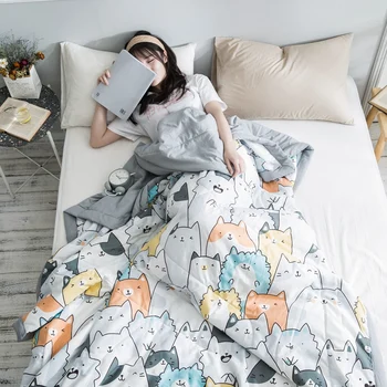 2020 NEW Washed Cotton Quilts Summer Throw Blanket 1pc Bed Cover Printed Freshness Quilts Bed Patchwork Cat Duvet 200*230cm Soft
2020 NEW Washed Cotton Quilts Summer Throw Blanket 1pc Bed Cover Printed Freshness Quilts Bed Patchwork Cat Duvet 200*230cm Soft