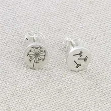 New Creative Retro Style Round Dandelion Pattern Earrings Simple Personality Plant Elements Women's Earrings Best Gifts
New Creative Retro Style Round Dandelion Pattern Earrings Simple Personality Plant Elements Women's Earrings Best Gifts