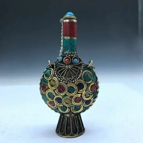 

Exquisite Chinese Old Turquoise&Red Coral Hand-Carved Snuff Bottle