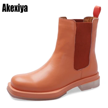 2020 autumn winter Genuine Leather square toe ankle boots Pigskin square heel lady's shoes Chelsea boots female boots p327 
2020 autumn winter Genuine Leather square toe ankle boots Pigskin square heel lady's shoes Chelsea boots female boots p327