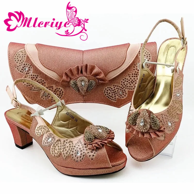 nice pink shoe and bag set for party Italian shoe with matching bag new design lady matching shoe and bag
nice pink shoe and bag set for party Italian shoe with matching bag new design lady matching shoe and bag