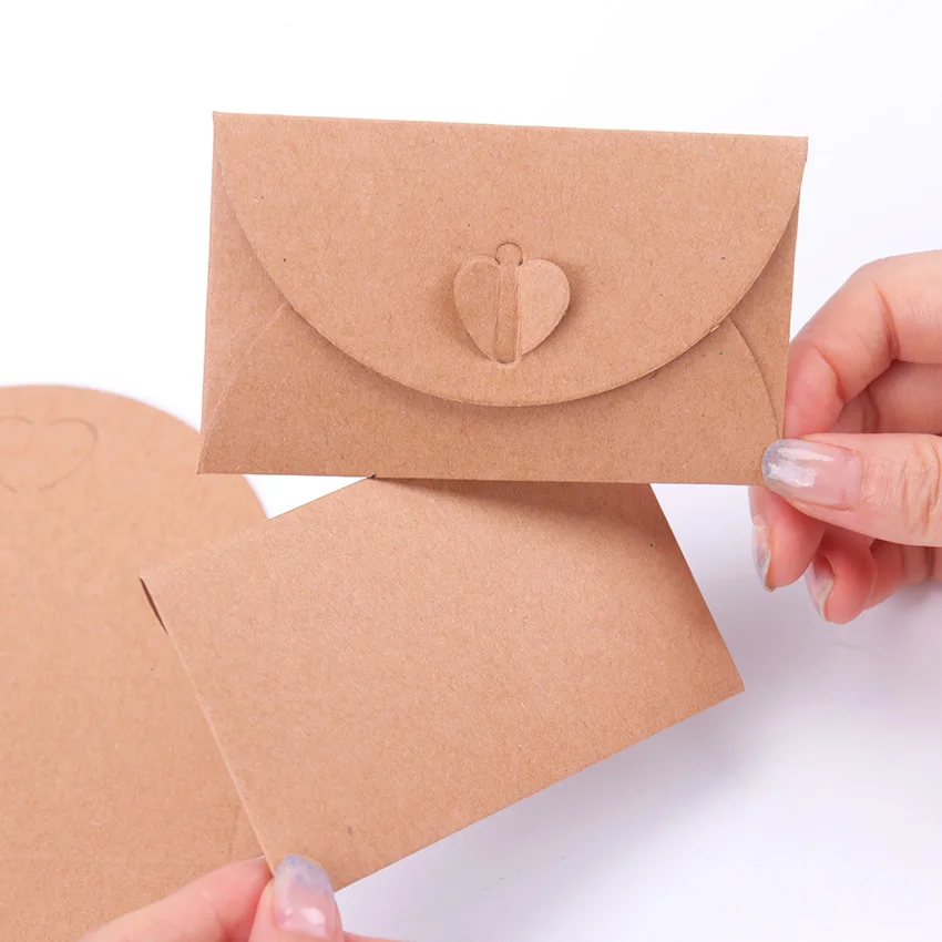 10PCS Vintage European Love Button Envelope DIY Kraft Envelope Creative Heart Button Decoration Romantic Love Letter Envelope
10PCS Vintage European Love Button Envelope DIY Kraft Envelope Creative Heart Button Decoration Romantic Love Letter Envelope