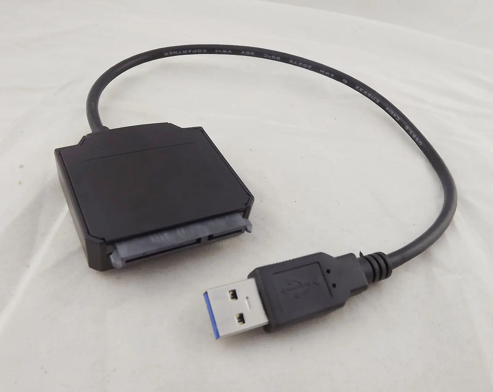 1pcs USB 3.0 Male To SATA 22Pin Adapter Converter Cable 2.5" 3.5" HDD Hard Drive Disk 40cm
1pcs USB 3.0 Male To SATA 22Pin Adapter Converter Cable 2.5" 3.5" HDD Hard Drive Disk 40cm