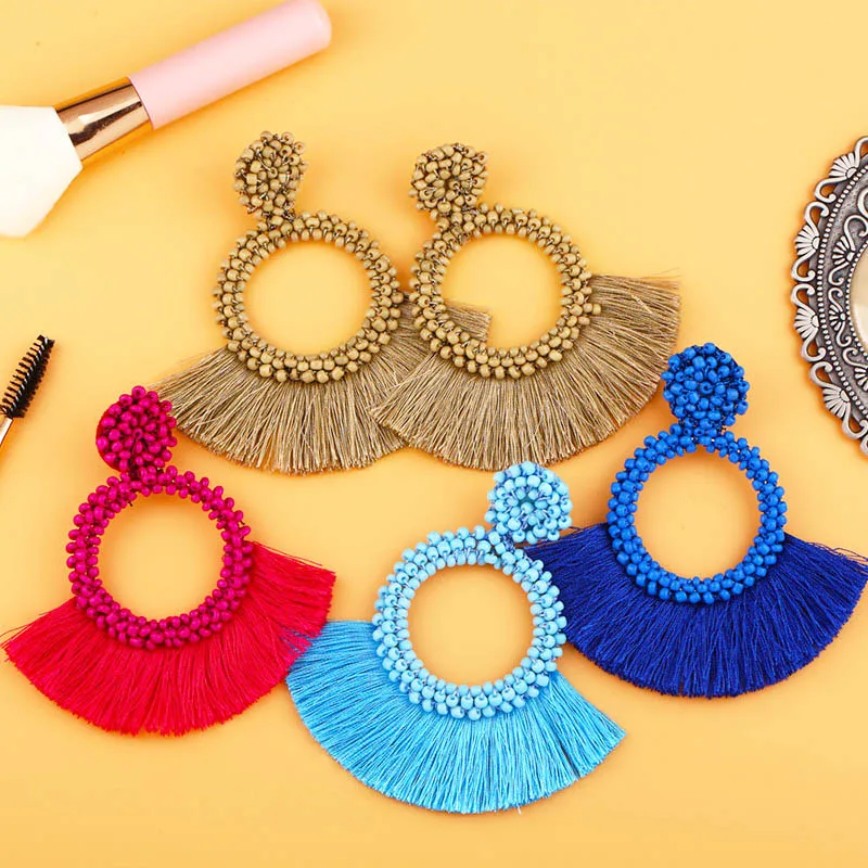 INS 2019 Circle Tassel Earrings for Woman Boho Beaded Colorful Drop Earrings Long Fringed Dangle Earring Wedding Jewelry ers-q73
INS 2019 Circle Tassel Earrings for Woman Boho Beaded Colorful Drop Earrings Long Fringed Dangle Earring Wedding Jewelry ers-q73