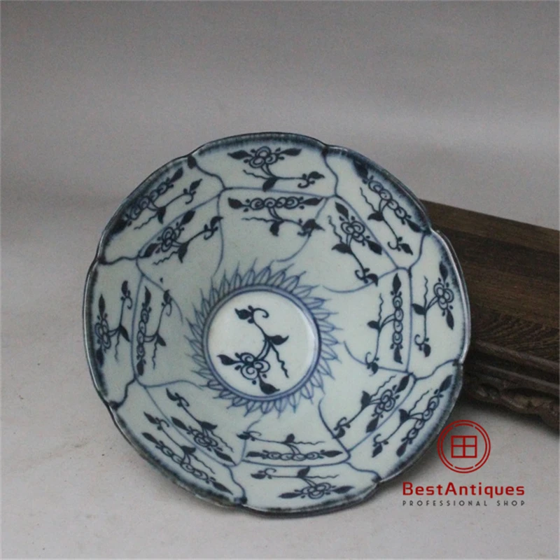 Qing Qing Hua Lingzhi-print Scraping Bowl Ceramic Antique Play Porcelain Collection Home Decor Hand-painted Retro Home Ornaments
Qing Qing Hua Lingzhi-print Scraping Bowl Ceramic Antique Play Porcelain Collection Home Decor Hand-painted Retro Home Ornaments