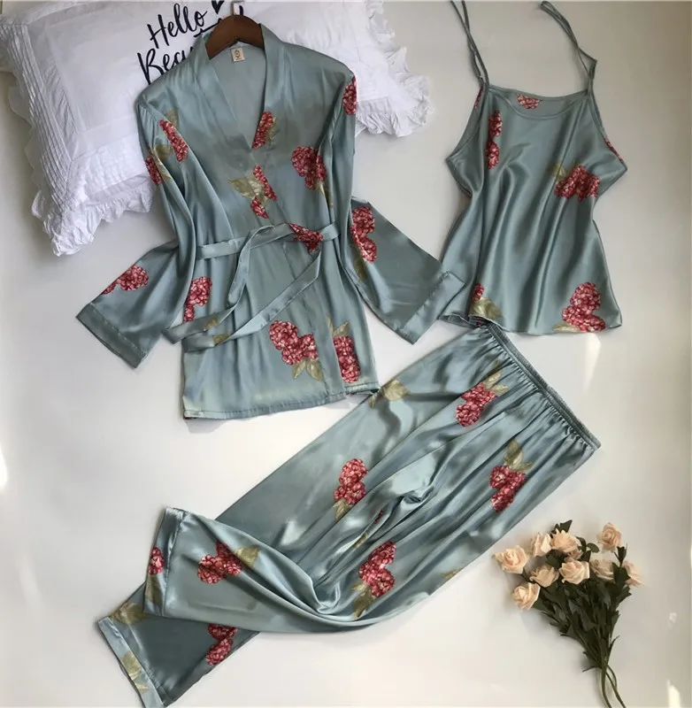 Women Satin Pajamas Sets 3 Pieces Spaghetti Strap Silk Sleepwear Female Flower Print Long Sleeve Pyjama Home Clothing Pijama 
Women Satin Pajamas Sets 3 Pieces Spaghetti Strap Silk Sleepwear Female Flower Print Long Sleeve Pyjama Home Clothing Pijama