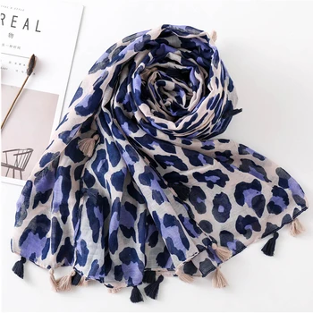 Women Leopard-Print Fringe Scarf Soft Pretty Big 180*90cm Leopard Warm Large Shawls cachecol Wraps Oversize Scarves Leopard
Women Leopard-Print Fringe Scarf Soft Pretty Big 180*90cm Leopard Warm Large Shawls cachecol Wraps Oversize Scarves Leopard