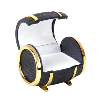 Box of ring earrings Linda box jewelry box in the shape of barrel of beer 
Box of ring earrings Linda box jewelry box in the shape of barrel of beer