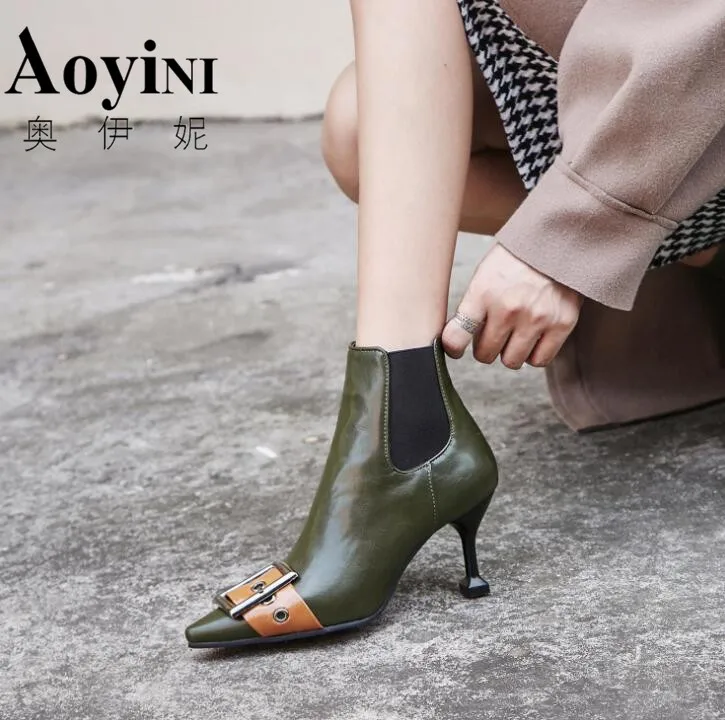 Leather Belt Buckle Ankle Boots Women pointed toe high heels martin boots 42 43 plus size autumn winter chelsea booties
Leather Belt Buckle Ankle Boots Women pointed toe high heels martin boots 42 43 plus size autumn winter chelsea booties