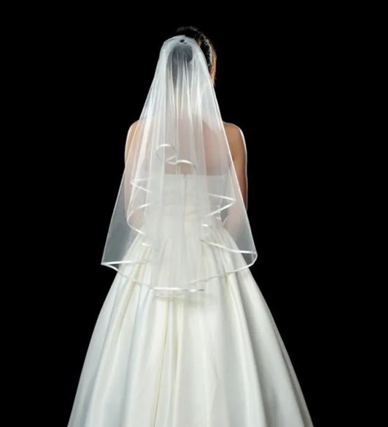 Best Selling New Arrival 2019 Cheap Ribbon Edge Short Bridal Veils 2 Layers Ivory White Tulle Wedding Accessories Simple Elegant
Best Selling New Arrival 2019 Cheap Ribbon Edge Short Bridal Veils 2 Layers Ivory White Tulle Wedding Accessories Simple Elegant