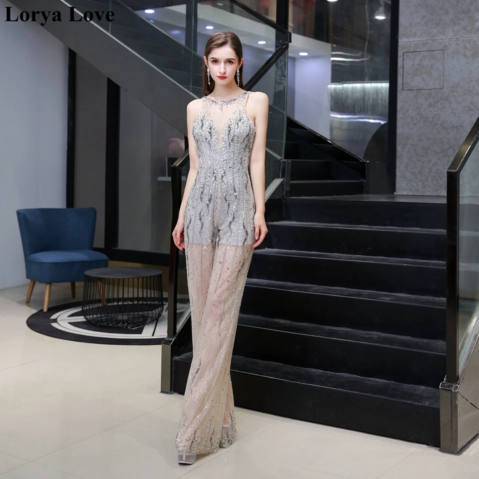 Prom Pants Suits 2020 Women Lace Beading Crystal Champagne- Gray Backless Transparent Graduation Homecoming Evening Party Gowns
Prom Pants Suits 2020 Women Lace Beading Crystal Champagne- Gray Backless Transparent Graduation Homecoming Evening Party Gowns