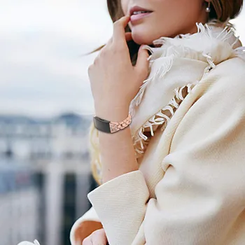 High Quality Strap For Fitbit Inspire/Inspire HR Fashion Replacement Diamonds Stainless Steel Watch Band For Womam Gift 
High Quality Strap For Fitbit Inspire/Inspire HR Fashion Replacement Diamonds Stainless Steel Watch Band For Womam Gift