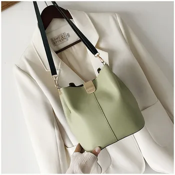 Large Bucket Women Shoulder Bags Fashion Black green Designer Female Purse High Quality PU Leather Ladies Messenger Bags 
Large Bucket Women Shoulder Bags Fashion Black green Designer Female Purse High Quality PU Leather Ladies Messenger Bags