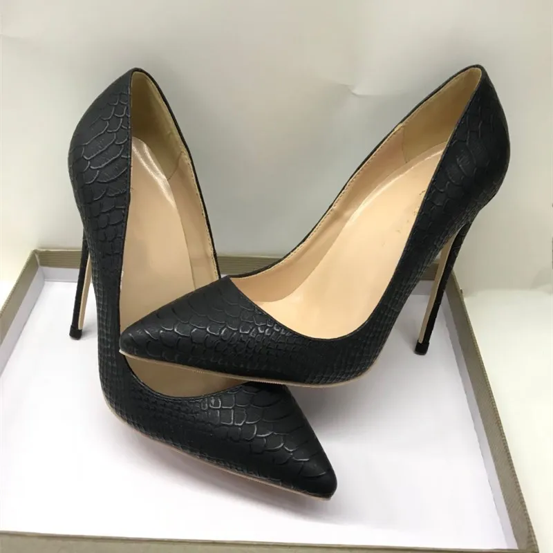 Fall 2019 new black matte serpentine high-heeled shoes with shallow slim heels and pointed toes Comfortable fashionable 100-pair
Fall 2019 new black matte serpentine high-heeled shoes with shallow slim heels and pointed toes Comfortable fashionable 100-pair