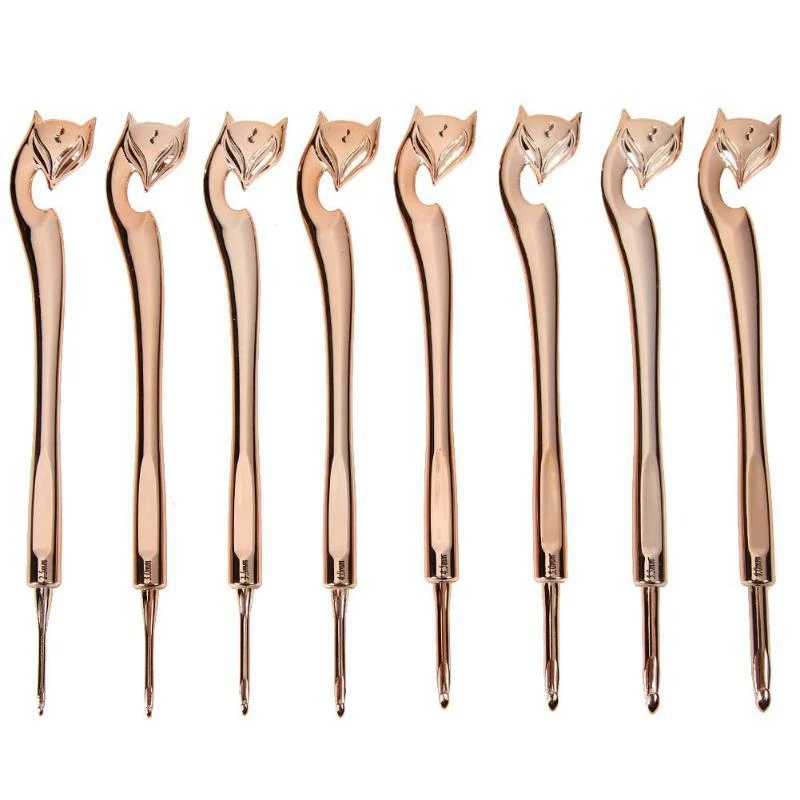 8 Pcs/Set Gold Fox Pattern Plastic Plating Crochet Hook Weave Craft Knitting Sewing Needles Diy Weaving Tools Kit
8 Pcs/Set Gold Fox Pattern Plastic Plating Crochet Hook Weave Craft Knitting Sewing Needles Diy Weaving Tools Kit