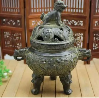 iscellaneous antiques wholesale boutique bronze antique crafts copper lion three foot censer copper incense incense burner
iscellaneous antiques wholesale boutique bronze antique crafts copper lion three foot censer copper incense incense burner
