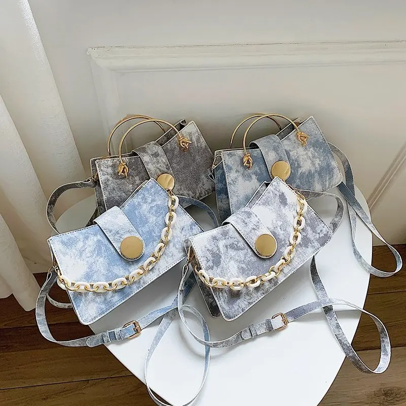 Fashion Women's Shoulder Bag 2020 Autumn New Denim Crossbody Bags Woman Casual Zipper Handbag Female Chain Messenger bags Women
Fashion Women's Shoulder Bag 2020 Autumn New Denim Crossbody Bags Woman Casual Zipper Handbag Female Chain Messenger bags Women