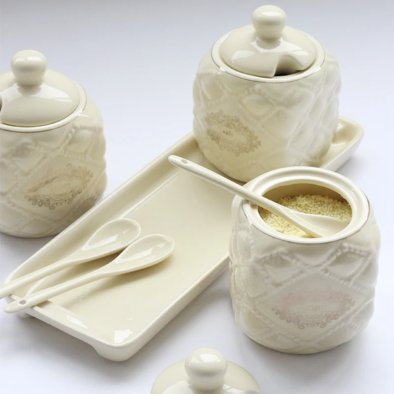 Creative Ceramic Seasoning Box Set Home Seasoning Box Kitchen Storage Condiment Bottle Seasoning Bottle Storage Box Salt Tank
Creative Ceramic Seasoning Box Set Home Seasoning Box Kitchen Storage Condiment Bottle Seasoning Bottle Storage Box Salt Tank