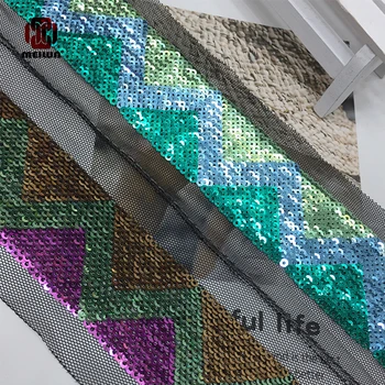 New hot 2020 Polyester Sequined Lace Ribbon Shiny Trims Fabric Wedding Headdress DIY Accessories Sewing Garment Embellishment
New hot 2020 Polyester Sequined Lace Ribbon Shiny Trims Fabric Wedding Headdress DIY Accessories Sewing Garment Embellishment