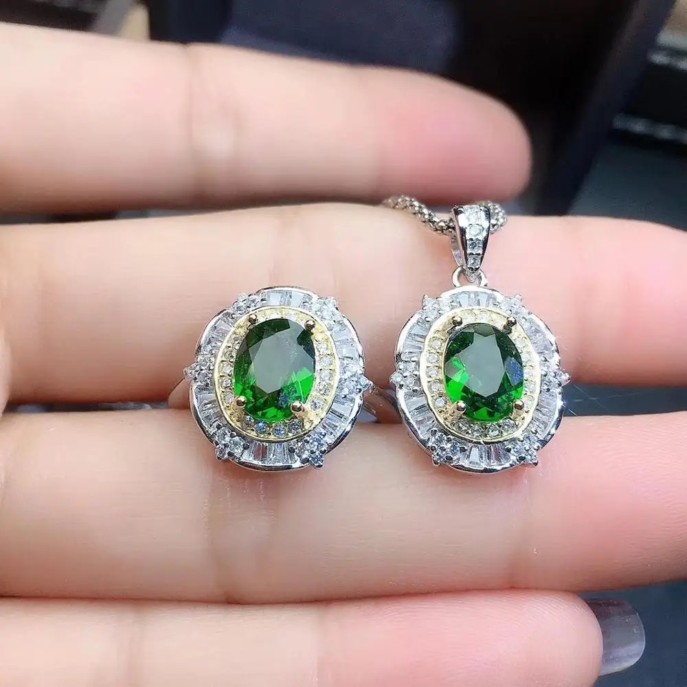 

charming green diopside gemstone ring and necklace jewelry set oval natural gem clear color high-end girl birthday gift silver