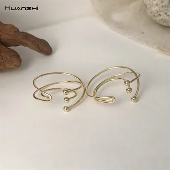 HUANZHI 2020 Retro Gold Metal Geometry Three layers Circles Twisted Cross Pierced Ears Clip Earrings For Women Girls Jewelry
HUANZHI 2020 Retro Gold Metal Geometry Three layers Circles Twisted Cross Pierced Ears Clip Earrings For Women Girls Jewelry