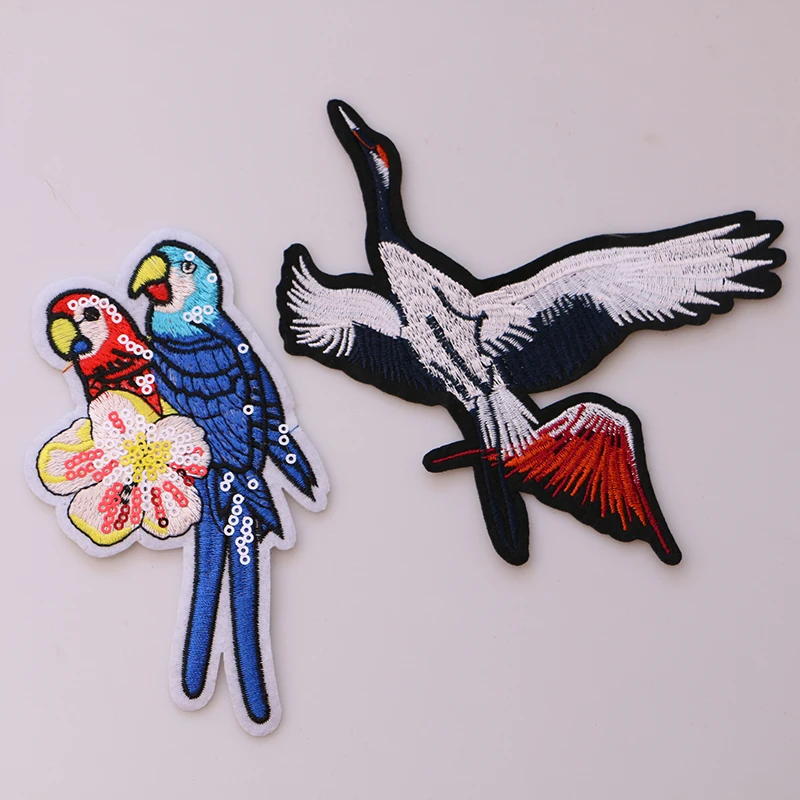 Animal Decorative Sequins Patch Crane Bird icon Embroidered Applique Patches For DIY Iron on Badges Stickers on the clothes
Animal Decorative Sequins Patch Crane Bird icon Embroidered Applique Patches For DIY Iron on Badges Stickers on the clothes