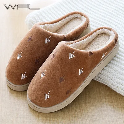 WFL Mens Shoes 2019 New Soft Cotton Non-slippers Women and Mens House Slippers Warm Winter At Home Couple Indoor Winter Slippers
WFL Mens Shoes 2019 New Soft Cotton Non-slippers Women and Mens House Slippers Warm Winter At Home Couple Indoor Winter Slippers