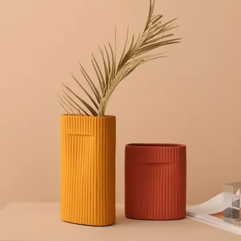 Nordic Ins Creative Morandi Ceramic Line Vase Home Porch Wine Cabinet Desktop Flower Arrangement Container Dry Flower Vase Decor
Nordic Ins Creative Morandi Ceramic Line Vase Home Porch Wine Cabinet Desktop Flower Arrangement Container Dry Flower Vase Decor
