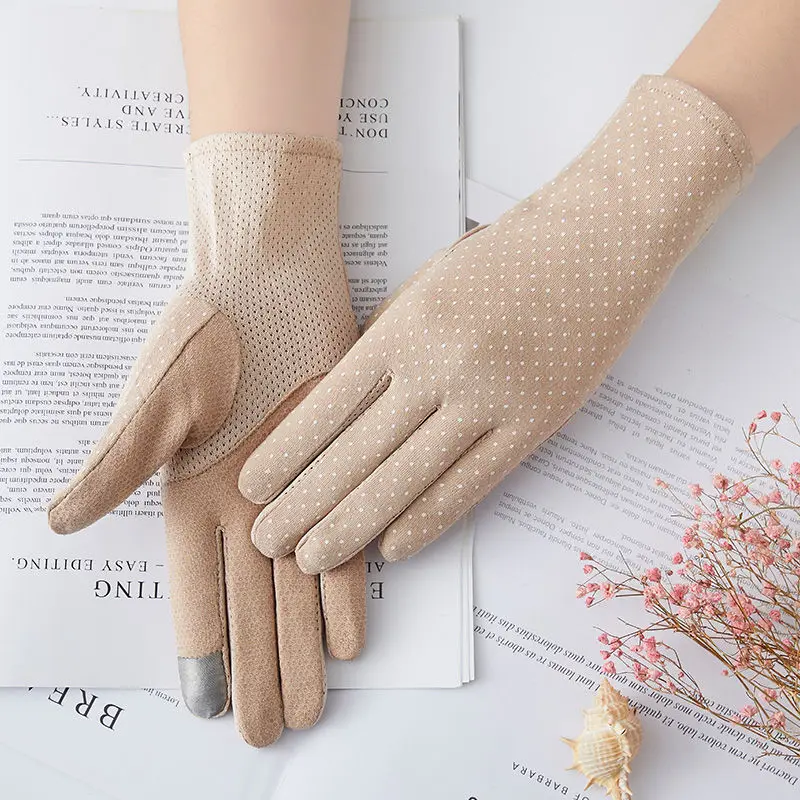 Women's Fashion Cotton Summer Lace Touch Screen Gloves Anti-skid Sun Protection Driving Short Thin Gloves Dot Women Gloves
Women's Fashion Cotton Summer Lace Touch Screen Gloves Anti-skid Sun Protection Driving Short Thin Gloves Dot Women Gloves