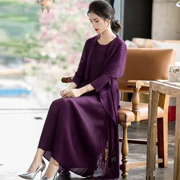 2020 New Women's Loose Pleated Dress Fake Two Pieces Embroidery Large Pleated Dress
2020 New Women's Loose Pleated Dress Fake Two Pieces Embroidery Large Pleated Dress