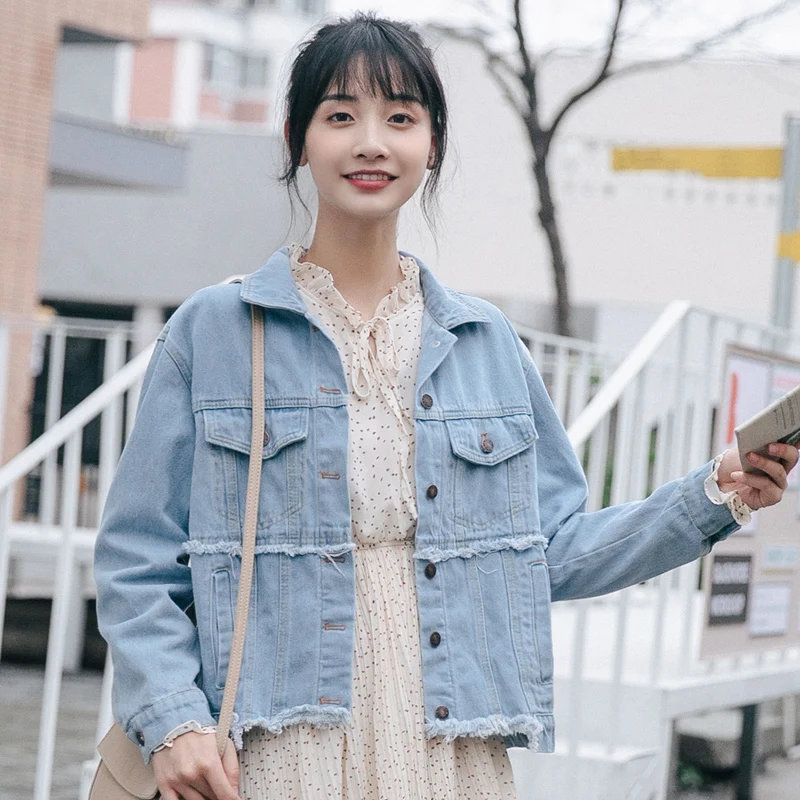 Korean Vintag Literary Denim Woman Short jacket Long Sleeve Coat woman Blue Turn-down Collar Button Jacket 2019 Autumn Winter
Korean Vintag Literary Denim Woman Short jacket Long Sleeve Coat woman Blue Turn-down Collar Button Jacket 2019 Autumn Winter