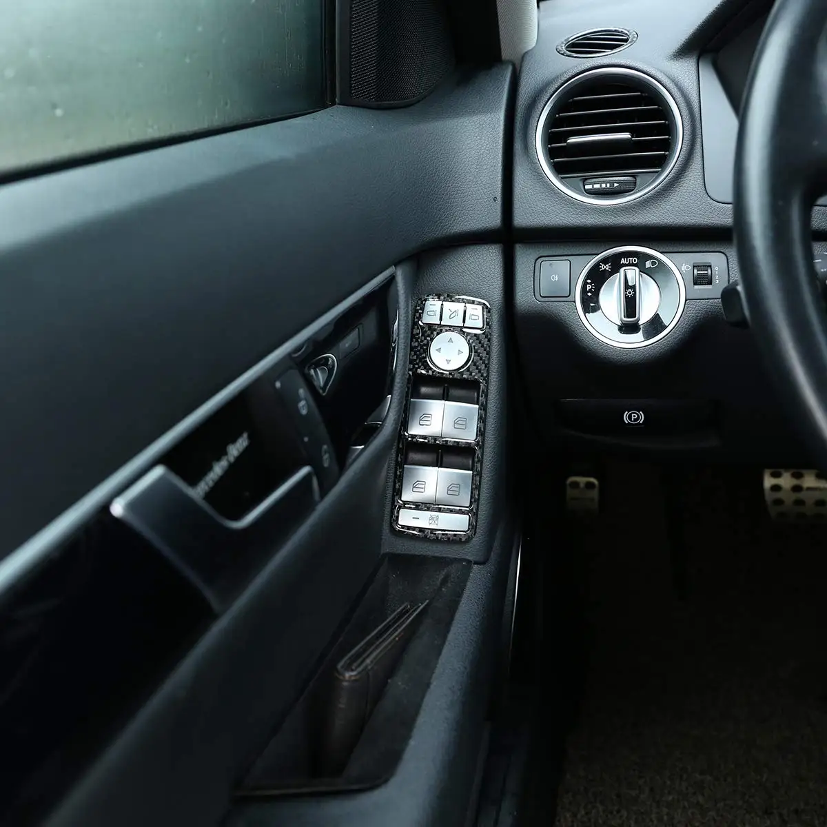 Soft Carbon Fiber Window Lift Switch Button Cover Trim for Tesla Model S,Model X 2014-2018
Soft Carbon Fiber Window Lift Switch Button Cover Trim for Tesla Model S,Model X 2014-2018