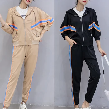 2019 Autumn New Women Two-piece Set Korean Casual Sports Zip Loose Striped Hooded Batwing Sleeve Tops + Pants Womens Sweatsuit
2019 Autumn New Women Two-piece Set Korean Casual Sports Zip Loose Striped Hooded Batwing Sleeve Tops + Pants Womens Sweatsuit
