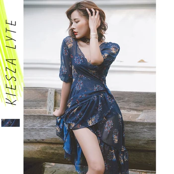 Swimsuit bikini set women elegant fashion floral print three-piece underwire smock sexy beach resort beach swimwear 
Swimsuit bikini set women elegant fashion floral print three-piece underwire smock sexy beach resort beach swimwear