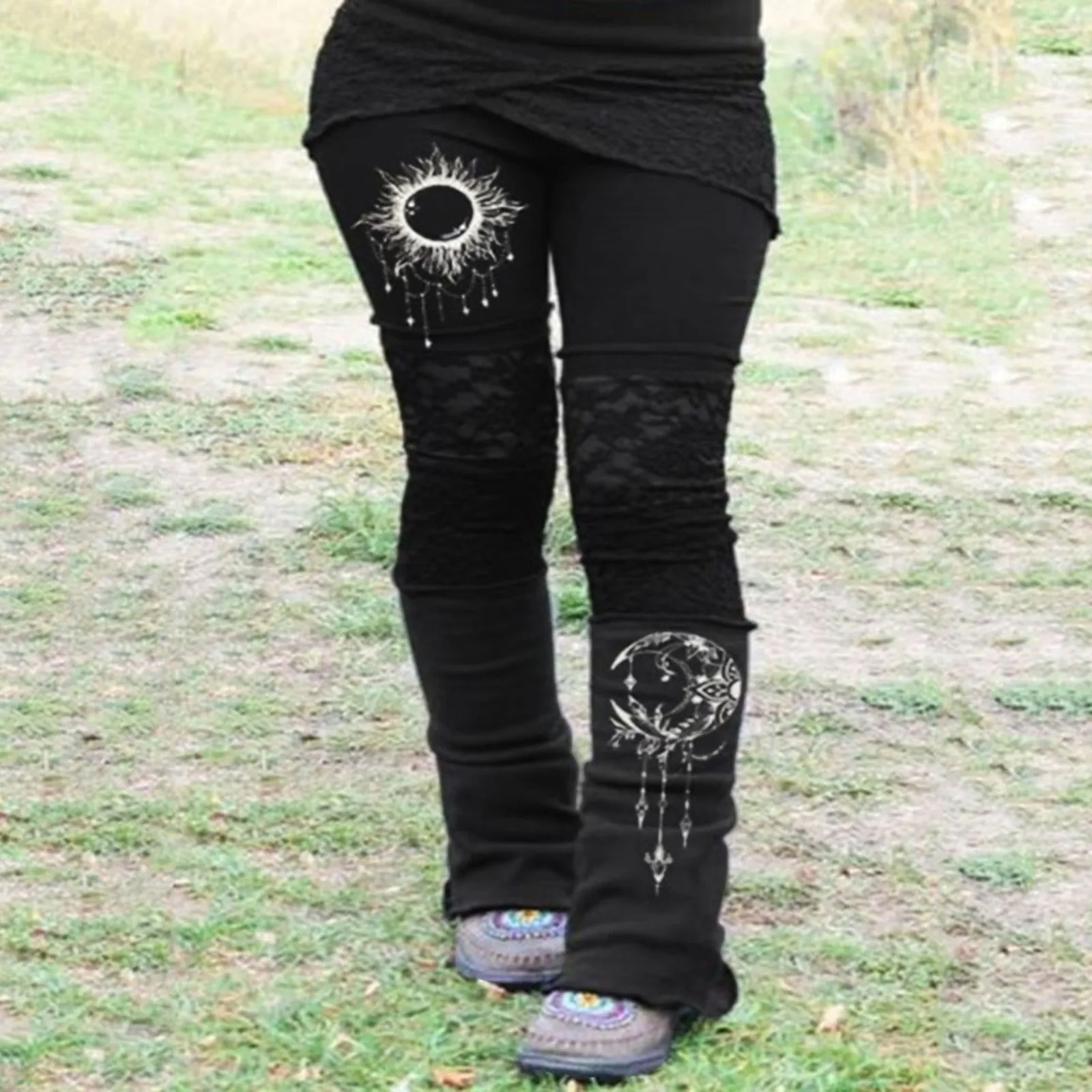 Women's Retro Casual Solid Color Sun And Moon Printed Gothic Pattern Slim Lace Edge Stitching High Waist Flared Pants Trousers
Women's Retro Casual Solid Color Sun And Moon Printed Gothic Pattern Slim Lace Edge Stitching High Waist Flared Pants Trousers