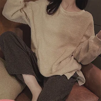 2 Piece Winter Pajamas Set For Women Warm Thick Flannel Coral Fleece Pyjama Set Long-Sleeves Tops+Pants Women's Nightwear 
2 Piece Winter Pajamas Set For Women Warm Thick Flannel Coral Fleece Pyjama Set Long-Sleeves Tops+Pants Women's Nightwear