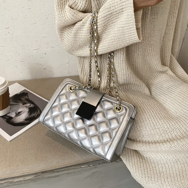 Diamond Lattice Chains Shoulder Bag Classic Solid Color Small Crossbody Bags For Women 2020 Quality Leather Purses And Handbags
Diamond Lattice Chains Shoulder Bag Classic Solid Color Small Crossbody Bags For Women 2020 Quality Leather Purses And Handbags