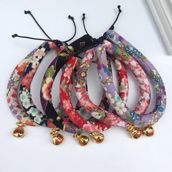 120PCS / LOT Personalized Cat Collar Soft Printed fabric Bell Comfortable Pet Collar Adjustable Dog Necklace 
120PCS / LOT Personalized Cat Collar Soft Printed fabric Bell Comfortable Pet Collar Adjustable Dog Necklace