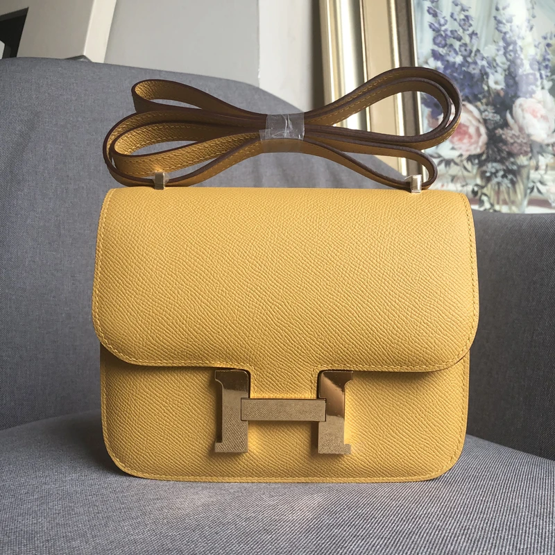 zmbag 2019 luxury handbags woman bags designer genuine leather runway female Europe brand top quality 19cm
zmbag 2019 luxury handbags woman bags designer genuine leather runway female Europe brand top quality 19cm