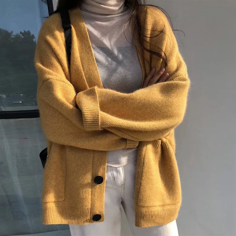 2020 Autumn New Solid Color V-neck Long-sleeved Lazy Sweater Jacket Women's Long-sleeved Wild Loose Sweater Gentle Shawl
2020 Autumn New Solid Color V-neck Long-sleeved Lazy Sweater Jacket Women's Long-sleeved Wild Loose Sweater Gentle Shawl