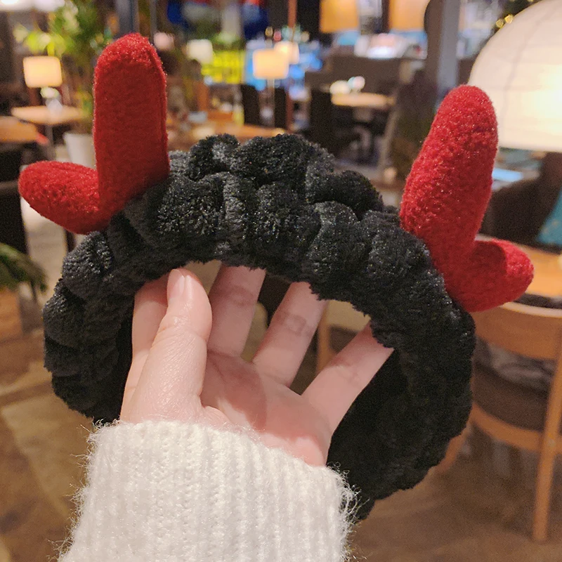 Christmas Elk Headband Hair Band Christmas Cute Holder Hairbands Hair Band Headwear Gifts for Girls hair accessories
Christmas Elk Headband Hair Band Christmas Cute Holder Hairbands Hair Band Headwear Gifts for Girls hair accessories