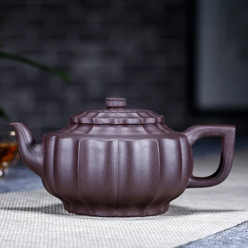 Yixing home recommended manual undressed ore purple clay reinforcement lines, 300 ml carpet of teapot tea set
Yixing home recommended manual undressed ore purple clay reinforcement lines, 300 ml carpet of teapot tea set